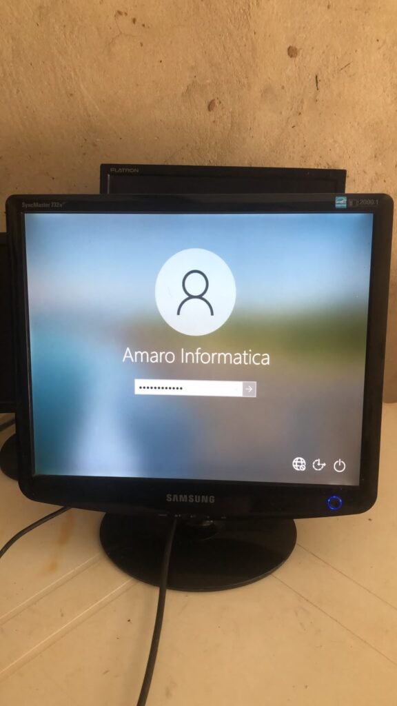 Monitor Samsung19 polegadas 732N-PLUS