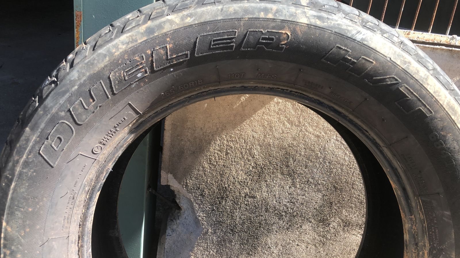 Miniatura 3 - Pneu 265/60R18 Bridgestone Dueler HT 684 II 110H Aro 18