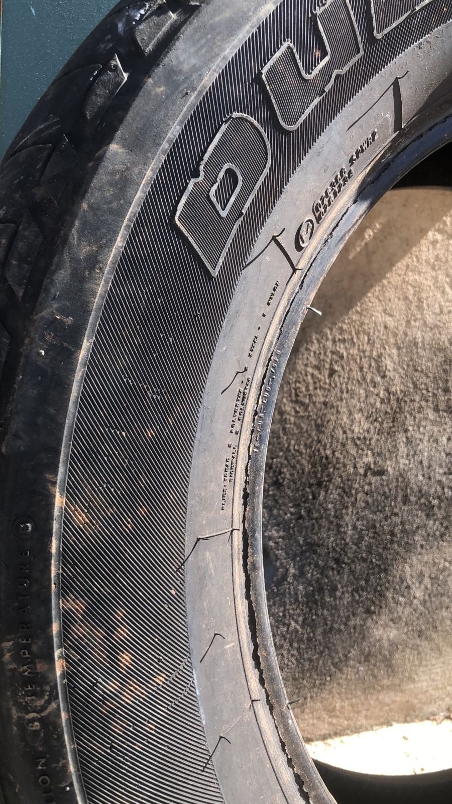 Miniatura 4 - Pneu 265/60R18 Bridgestone Dueler HT 684 II 110H Aro 18